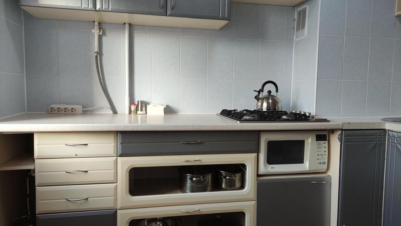 Василя Стуса 10/77 City Rooms Biała Cerkiew Zewnętrze zdjęcie
